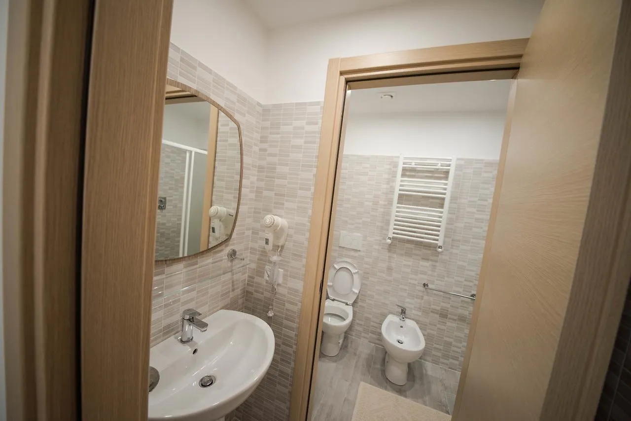 5 Terre Lodge La Spezia Italy