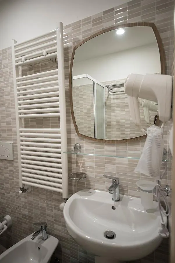 5 Terre Lodge La Spezia Guest house
